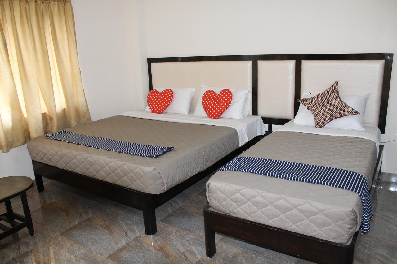 Hotel Jaidharshini Palace Kumbakonam Bagian luar foto