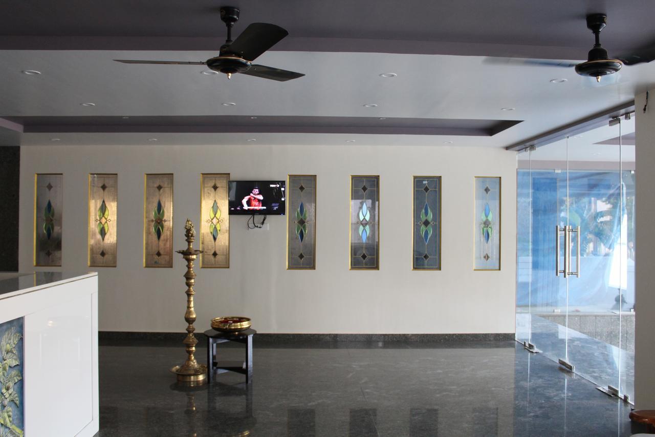 Hotel Jaidharshini Palace Kumbakonam Bagian luar foto